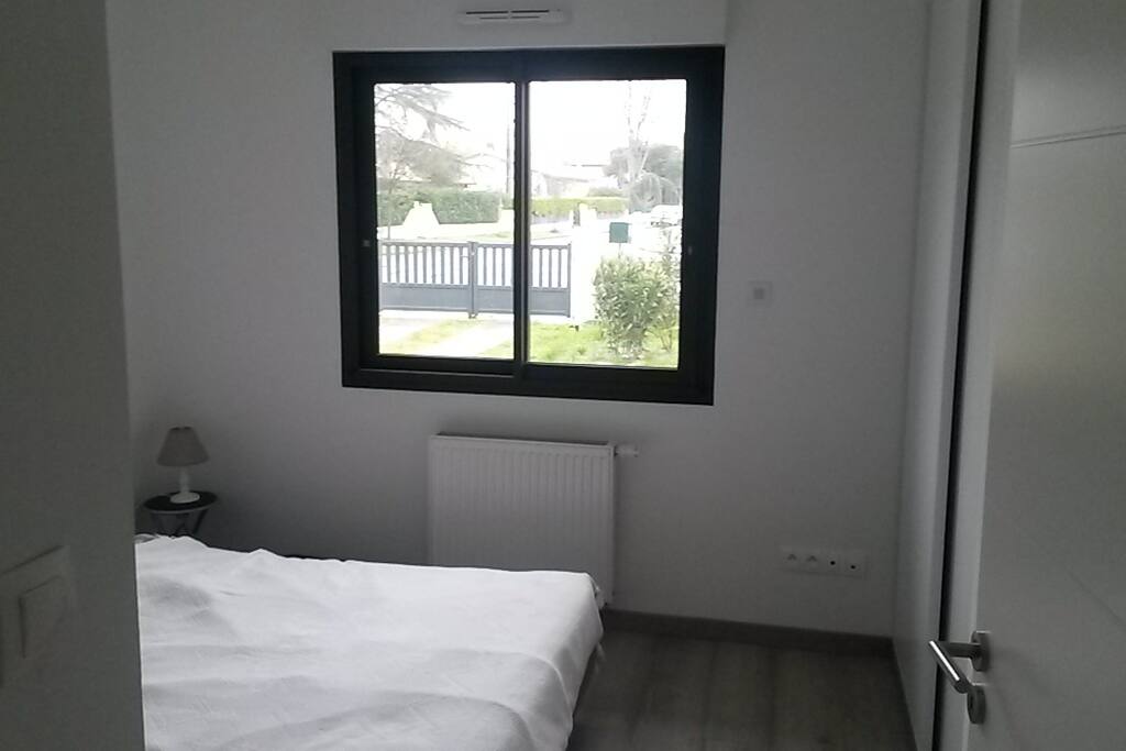 Chambre coté rue