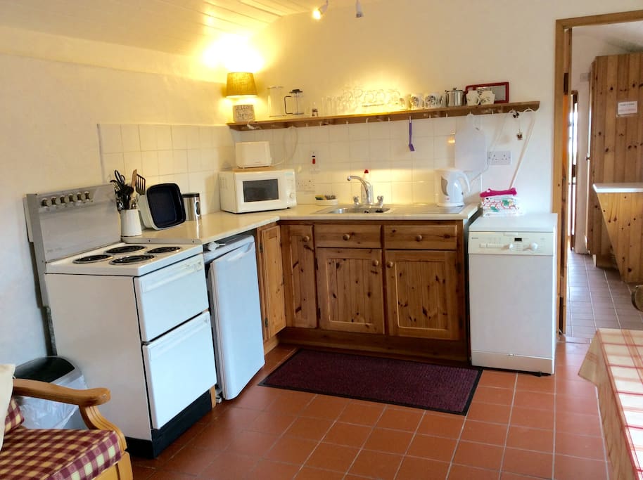Kitchen/dining area