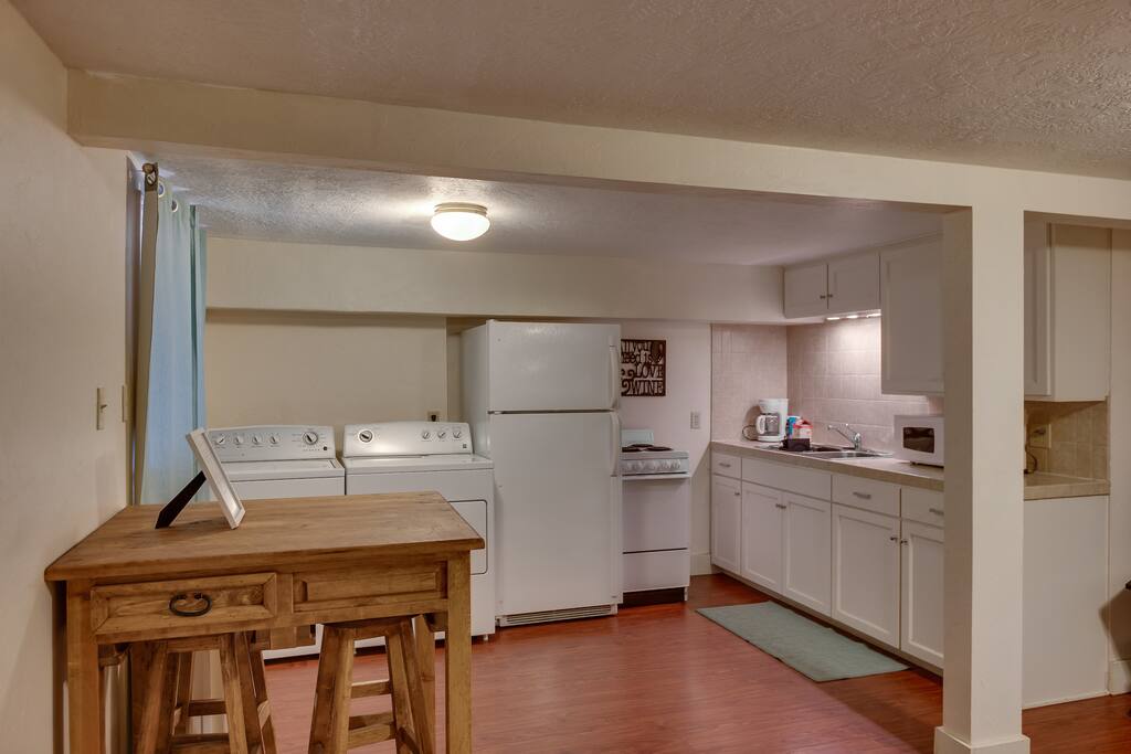 Kitchen and W/D and dinning area
