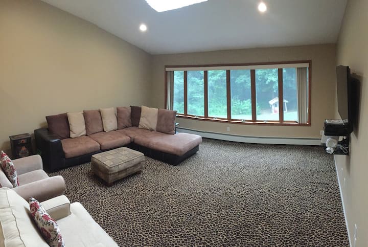 Bethpage Black Golf Getaway - Massapequa, NY