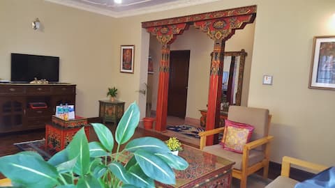SUPERHOST | Boutique 3BHK Tibet Designer Apartment