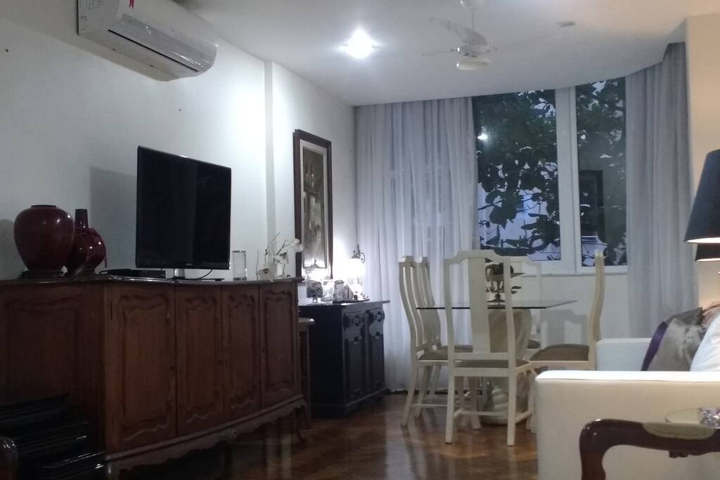 Sala de estar/ sala de jantar.