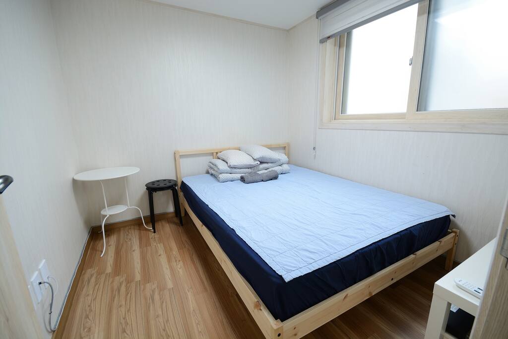 double room, mini kitchen, washing machine