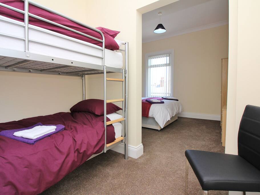 Guest room