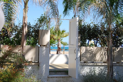 Seaside villa in Francavilla al Mare with garden