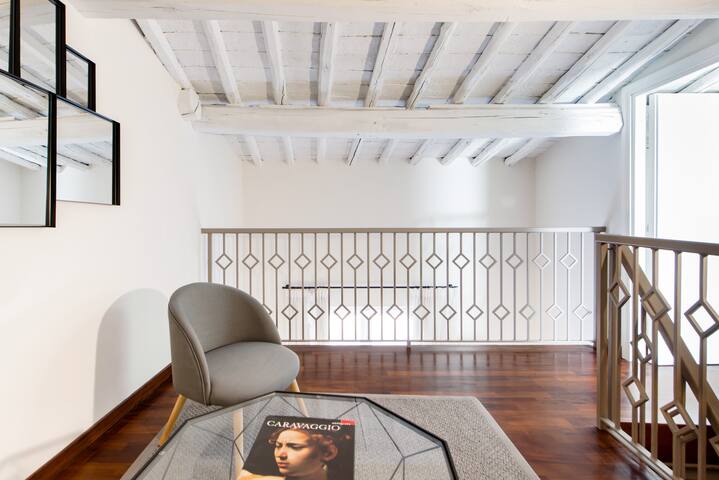 CS Spanish Steps Luxury Apartment gallery image 4