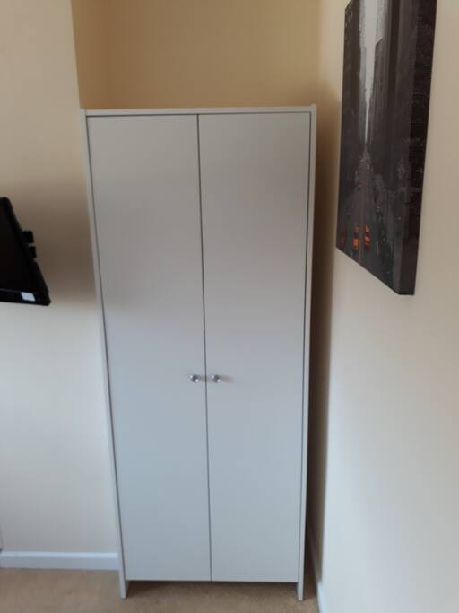 700mm Wardrobe
