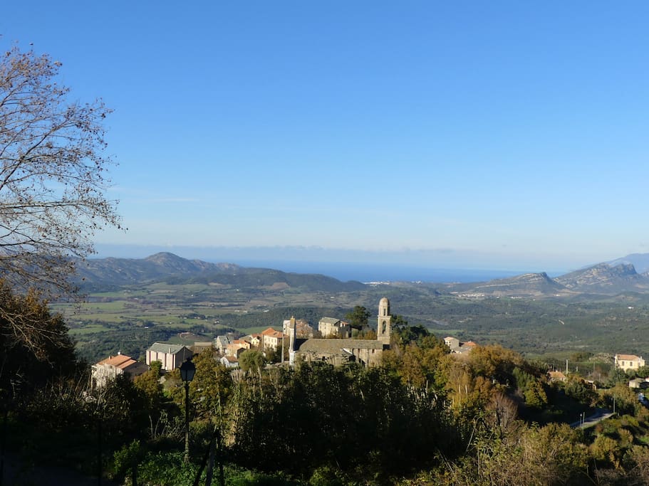 Vue sur le Golfe de St Florent depuis le village de Vallecalle