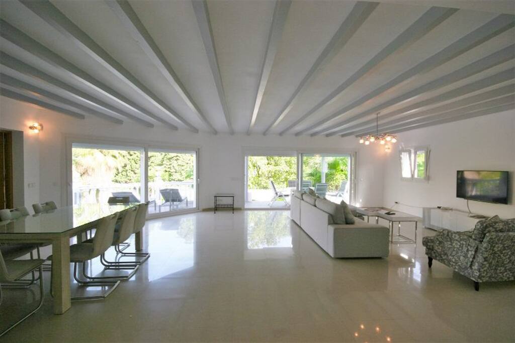 View towards balcony from lounge area