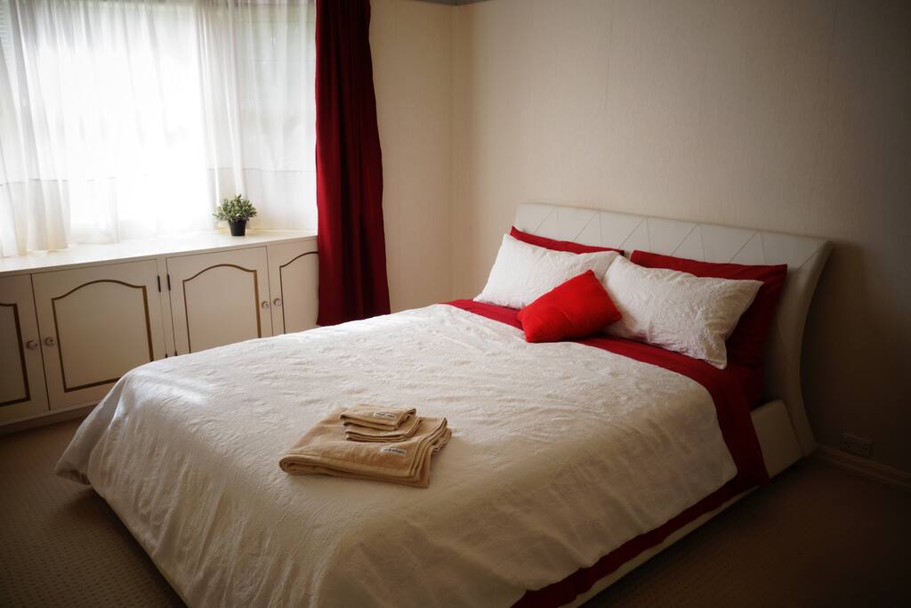 'Main Bedroom'...for Lovers <3