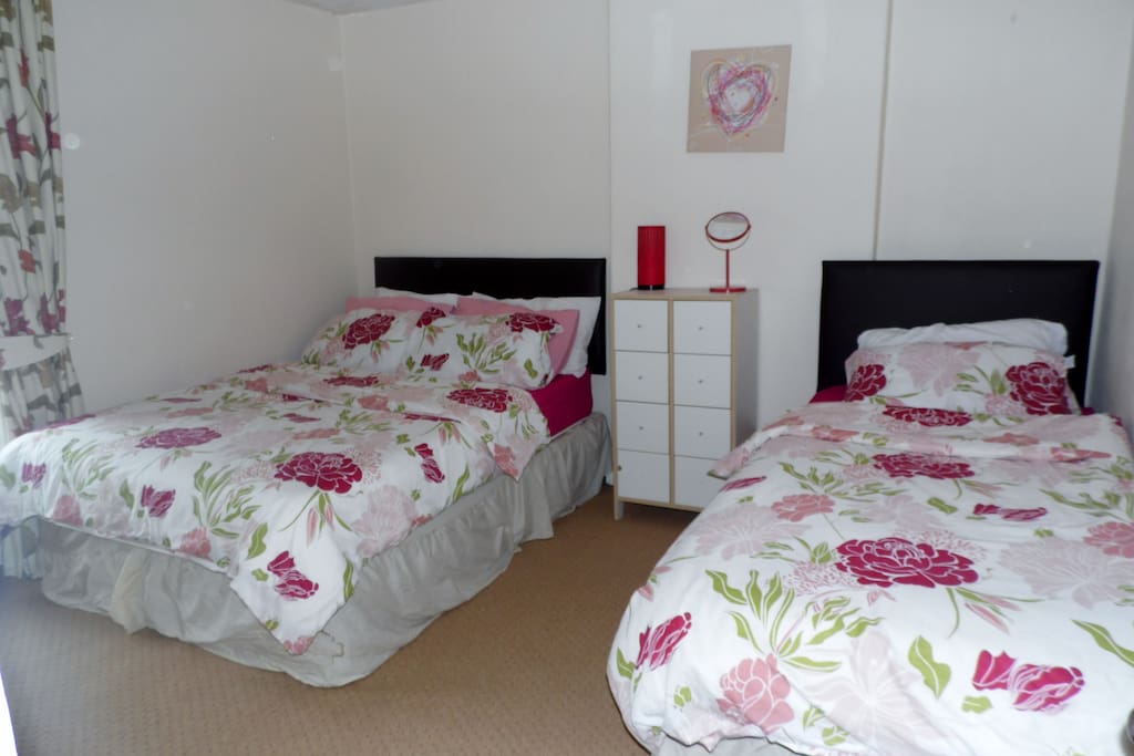 Double bed and single bed