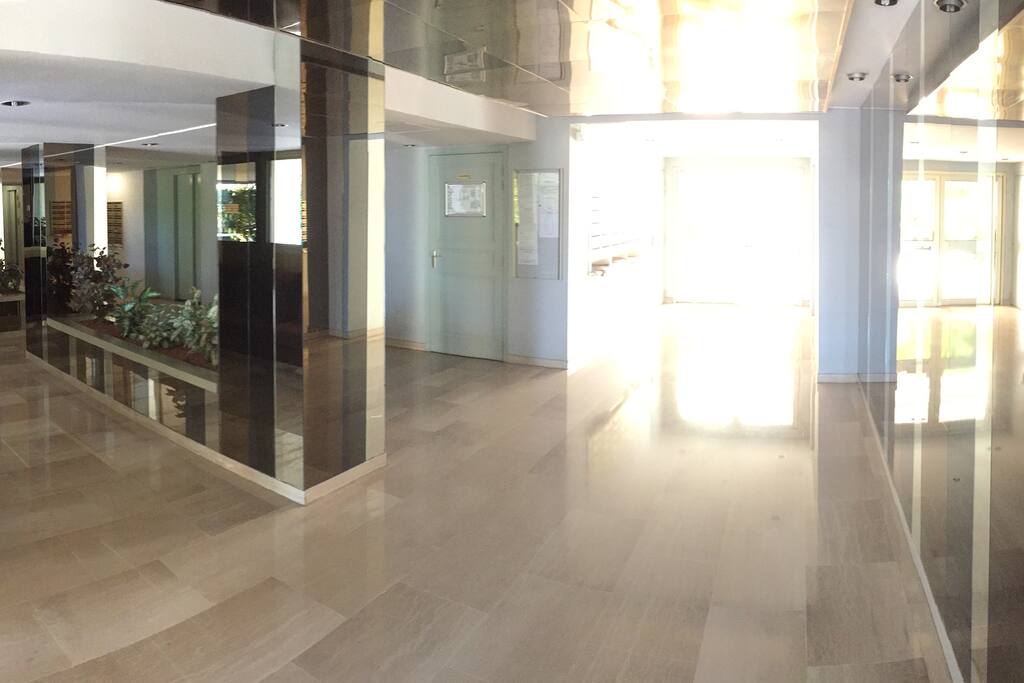 L'entrée de la résidence