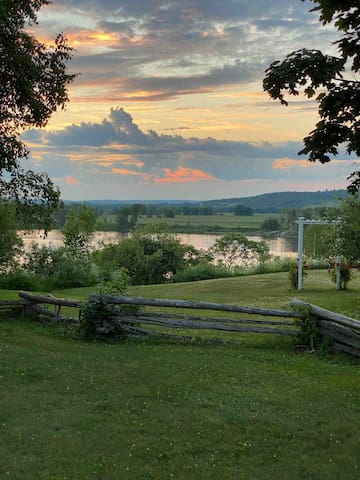 River’s Edge Cottage