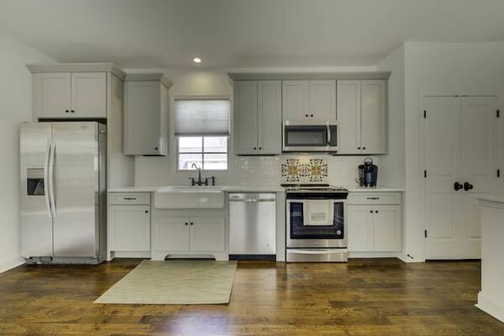 The Hideaway – Plan Your 30 Day Escape