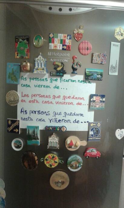 Curiosidade.... Tudo começou com uma pessoa e, a partir desse momento, muitas pessoas trazem os imanes do seu local de origem!