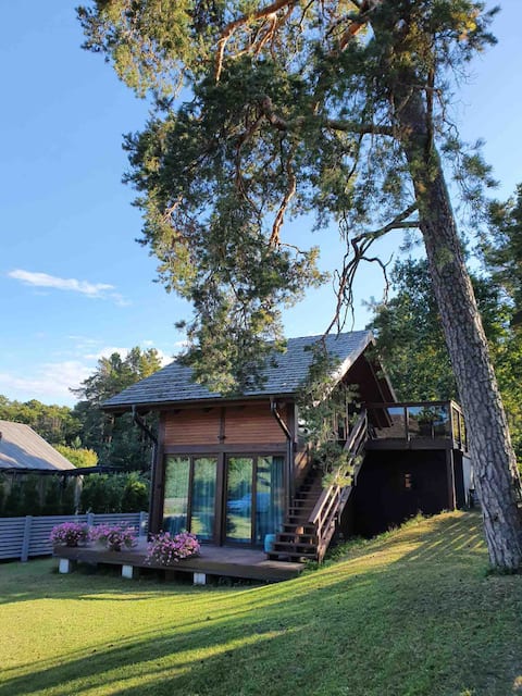 House by the sea for peaceful holidays.