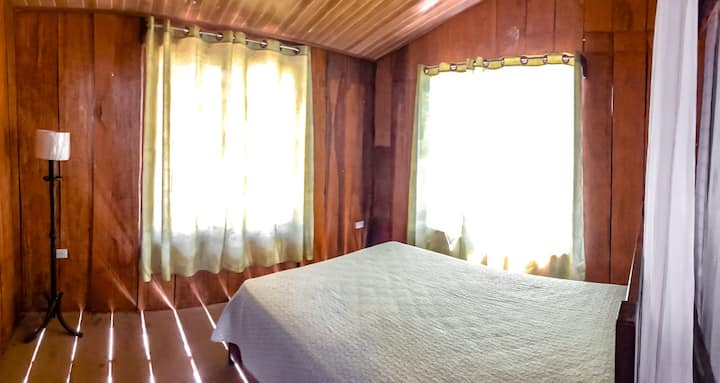 Druga spavaća soba s bračnim krevetom