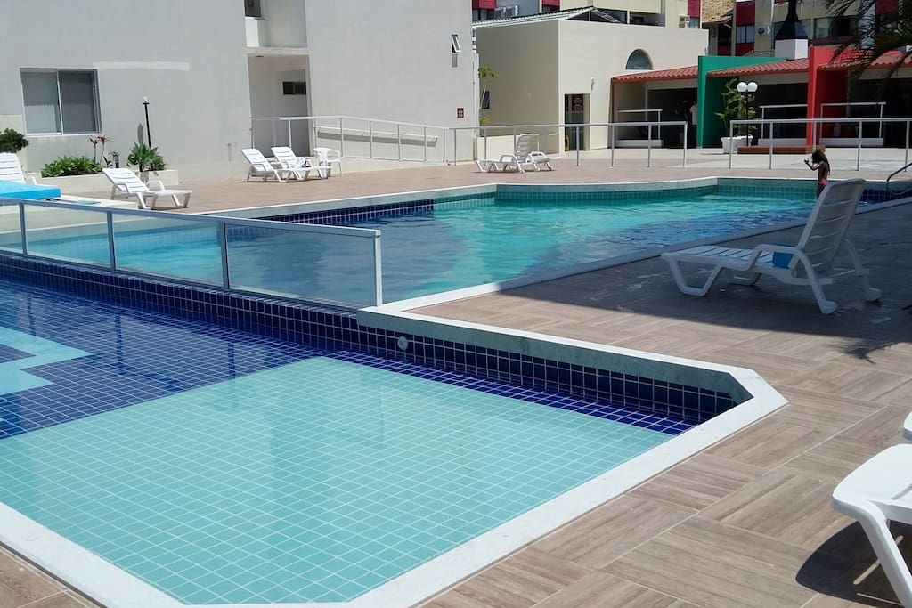 Piscinas adulto/infantil
