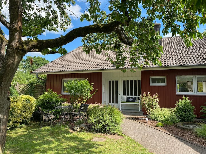 Gästehaus Natur Apartment 2, 10km to Lake Edersee Apartments for