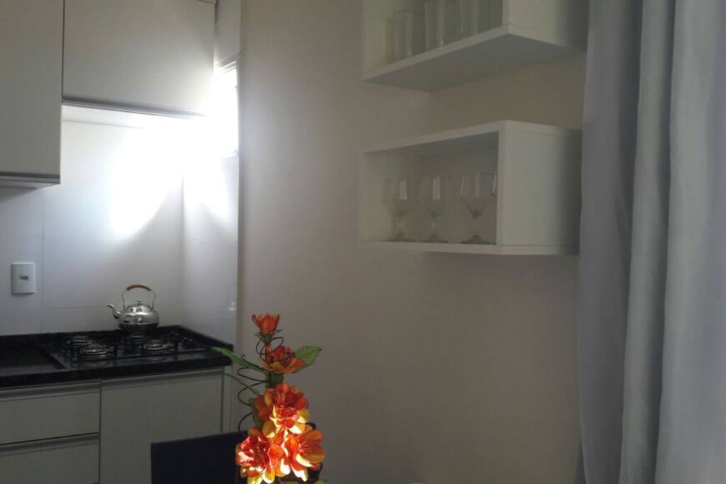 Cozinha equipada e preparada