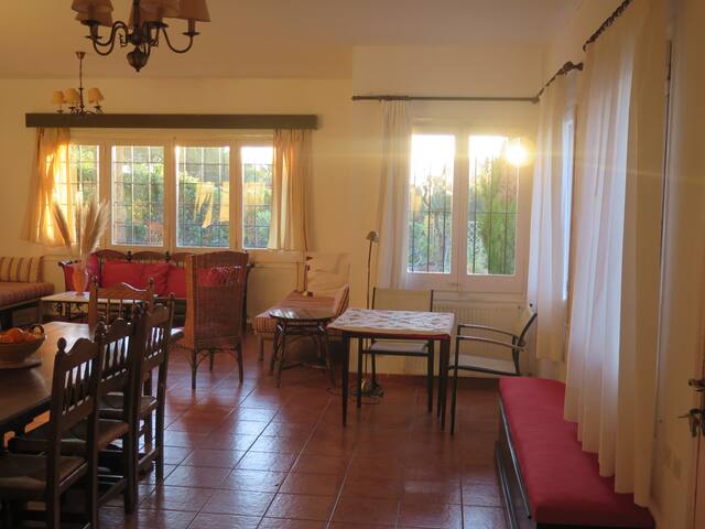 Casa Calendal: con piscina, playas a 5 minutos. gallery image 4