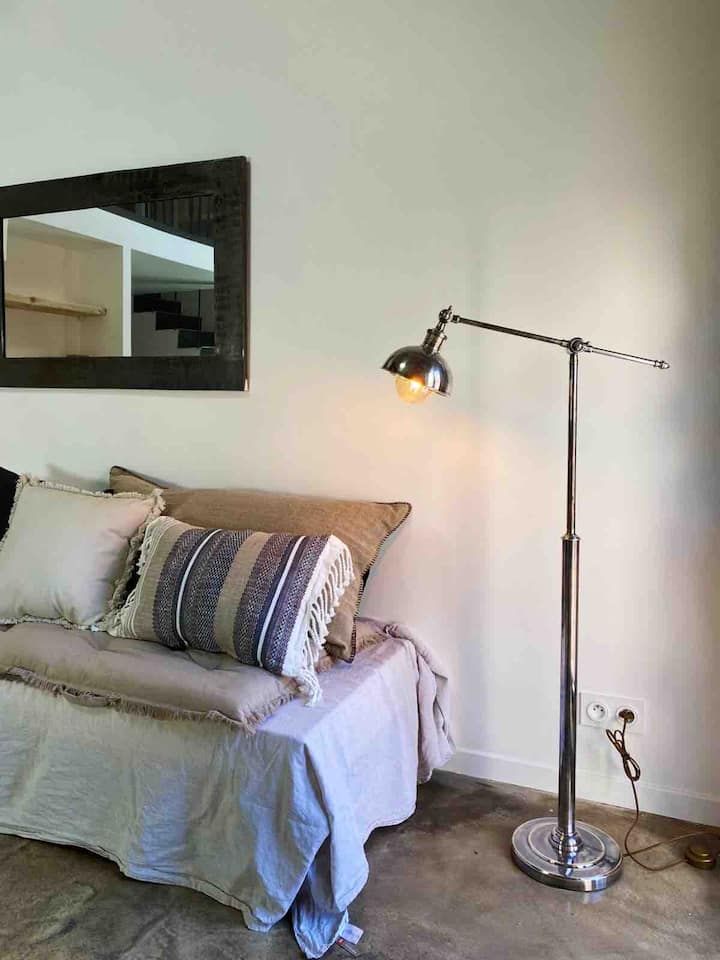 Charming 1-bedroom Loft In The Village - Valbonne