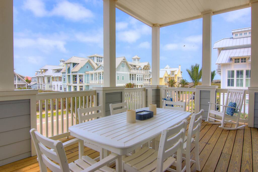 Coast Awhile 310 GR-Balcony