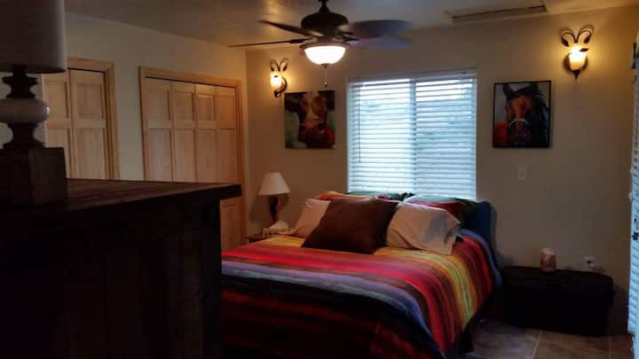 Deerhaven master suite