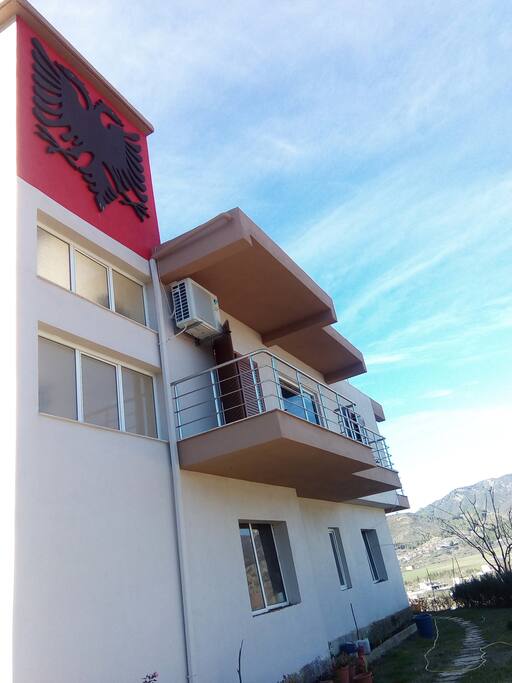 The house as you can realise it by a huge EAGLE.