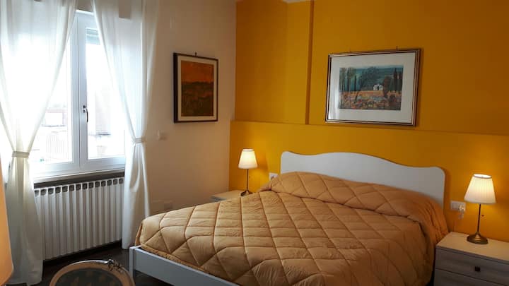 Penthouse with 3 bedrooms with private bathroom.