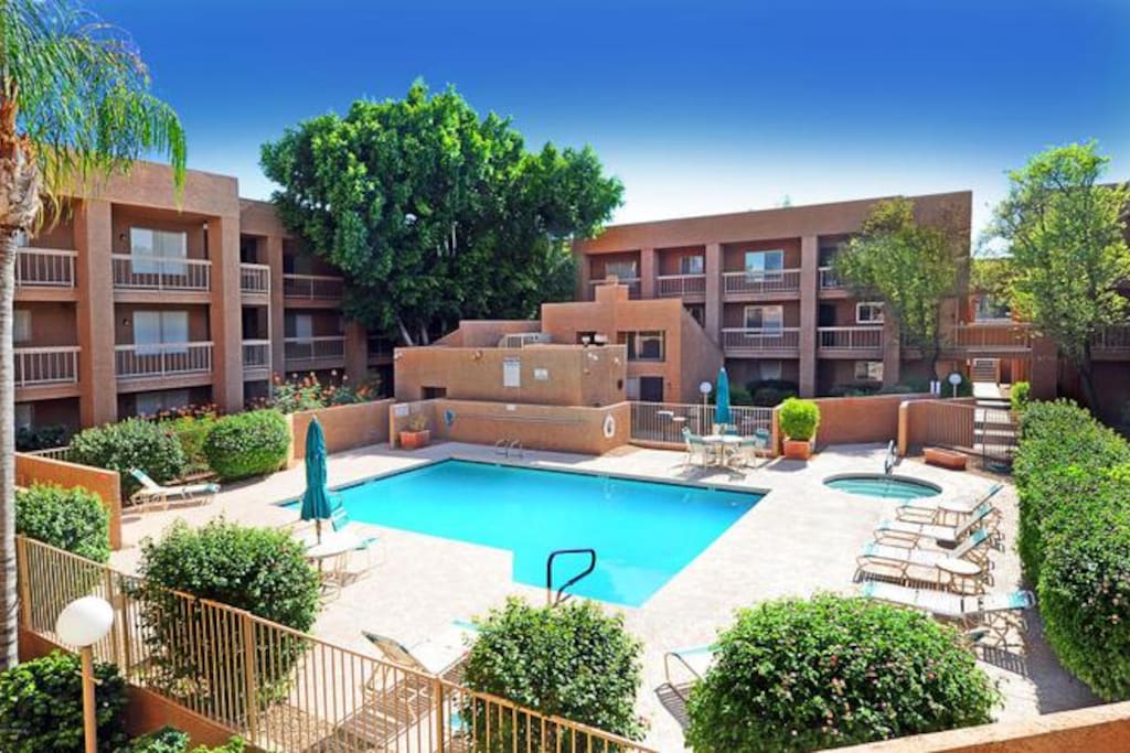 Heated pool, Spa and BBQ too!