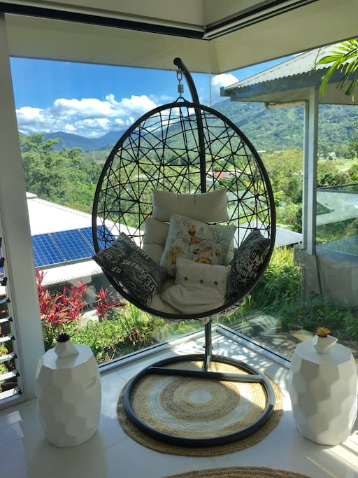 Quiet, elevated, mountain views