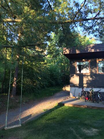 Family friendly designer villa & private garden gallery image 4