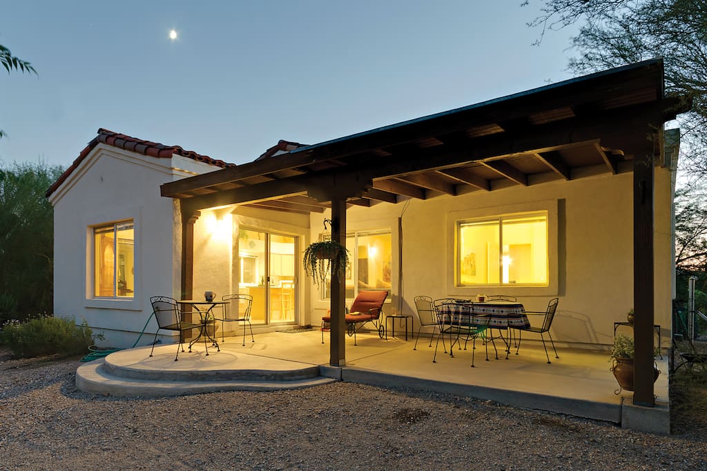 Charming Southwest-Style Guesthouse with Mt Views - 투손의 게스트용 별채에서 살아보기, 애리조나, 미국
