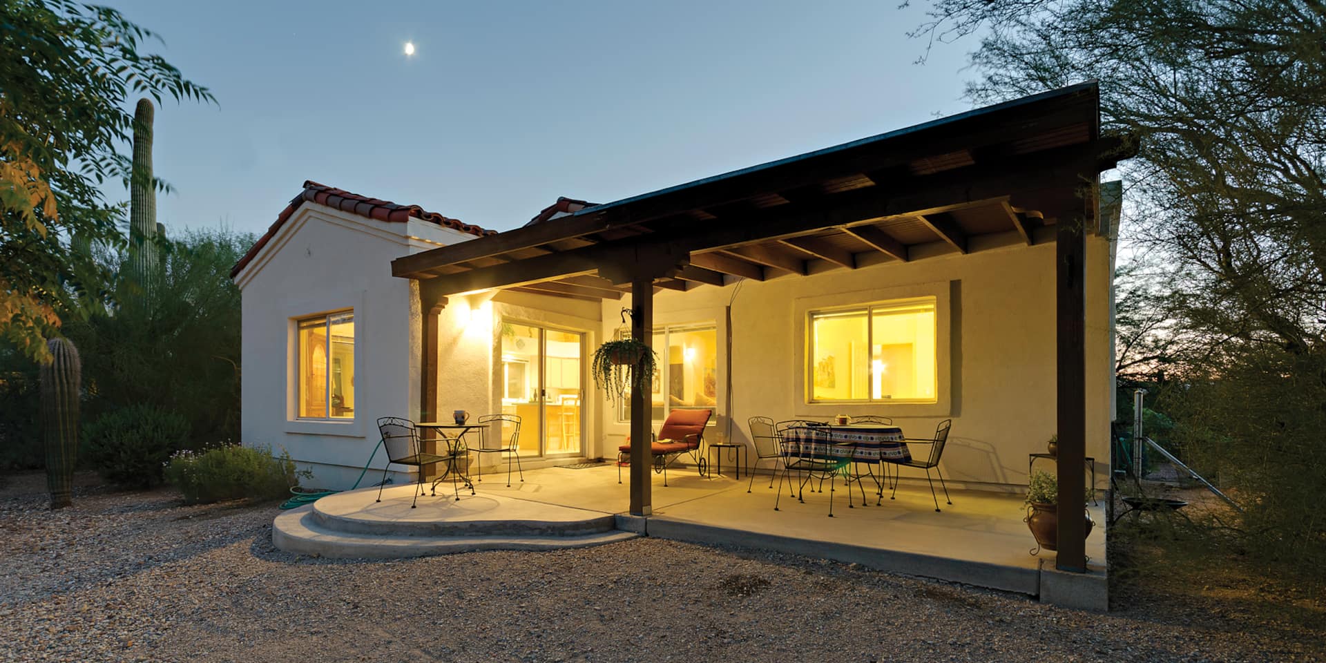 Charming Southwest-Style Guesthouse with Mt Views — photo 2