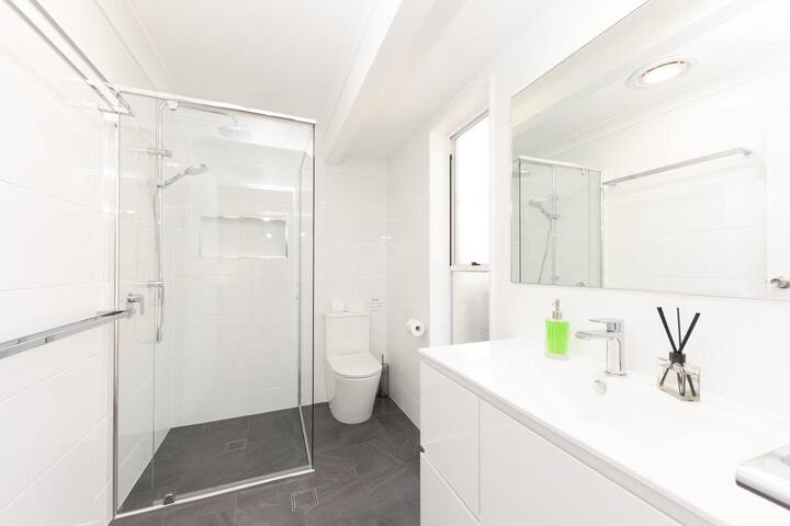 Ocean View (Tiro Moana) gallery image 5