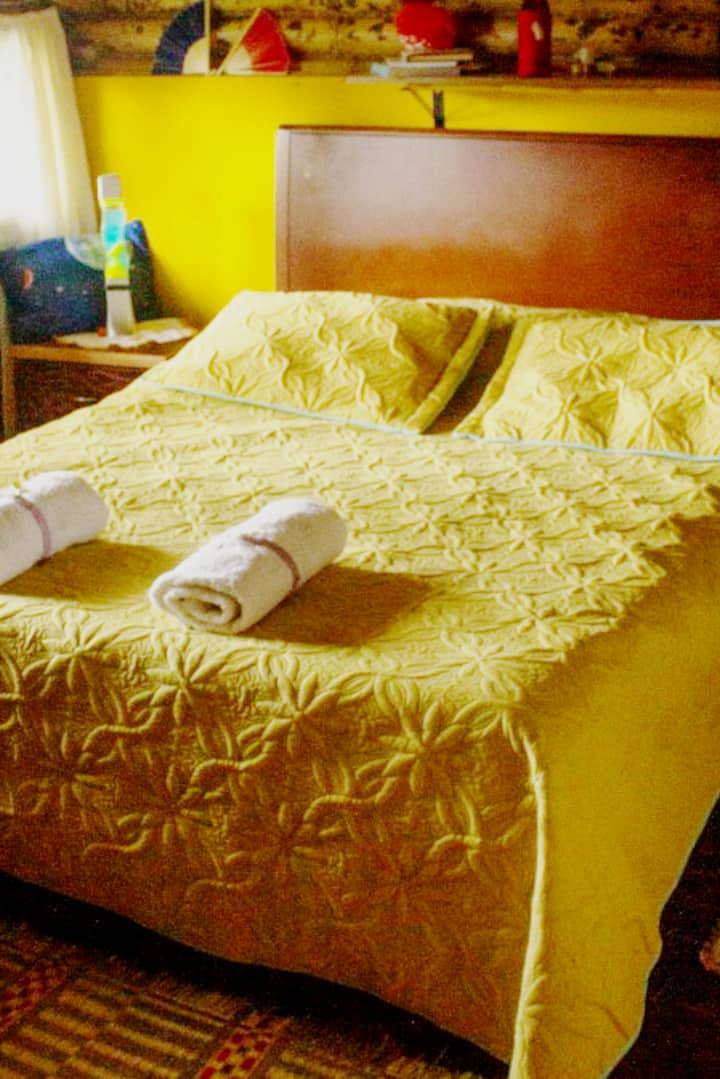 Hermosa vista a la montaña.
Avistamiento de aves.