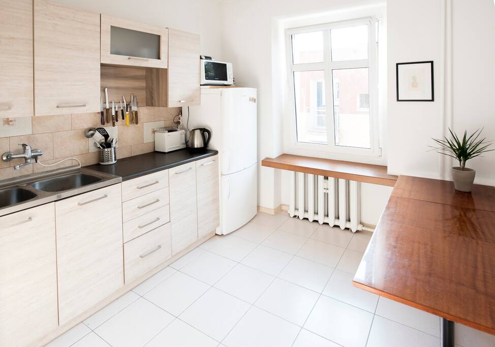 Kitchen with full amenities that makes a home chef feel as cooking at home