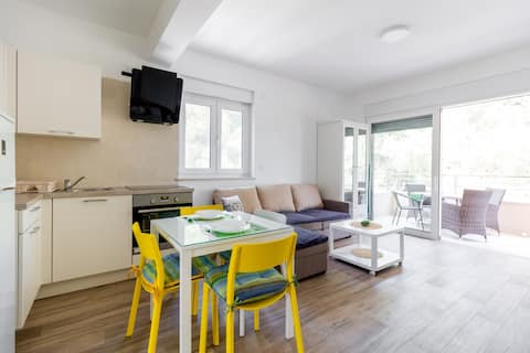 Beach House Villa Apt.(4)