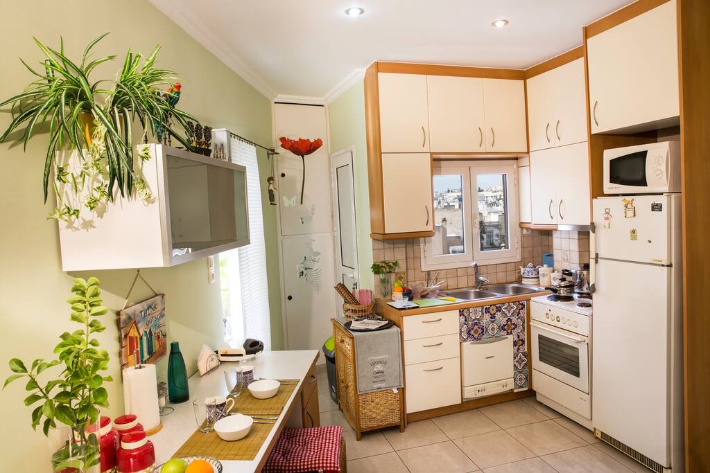 Entering the house, the kitchenette is on your right hand
