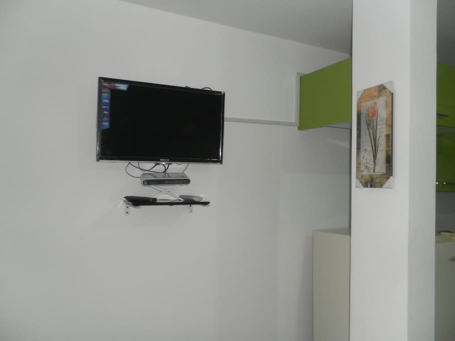 TV