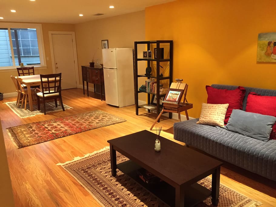 living room with Persian carpets and hard wood floors