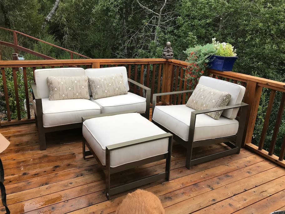 Private deck that borders the forest. May hear deer running through the woods or coyotes howling later at night.