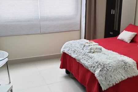 LOVELY STUDIO W/KITCHENETTE,BATHROOM, POOL 5