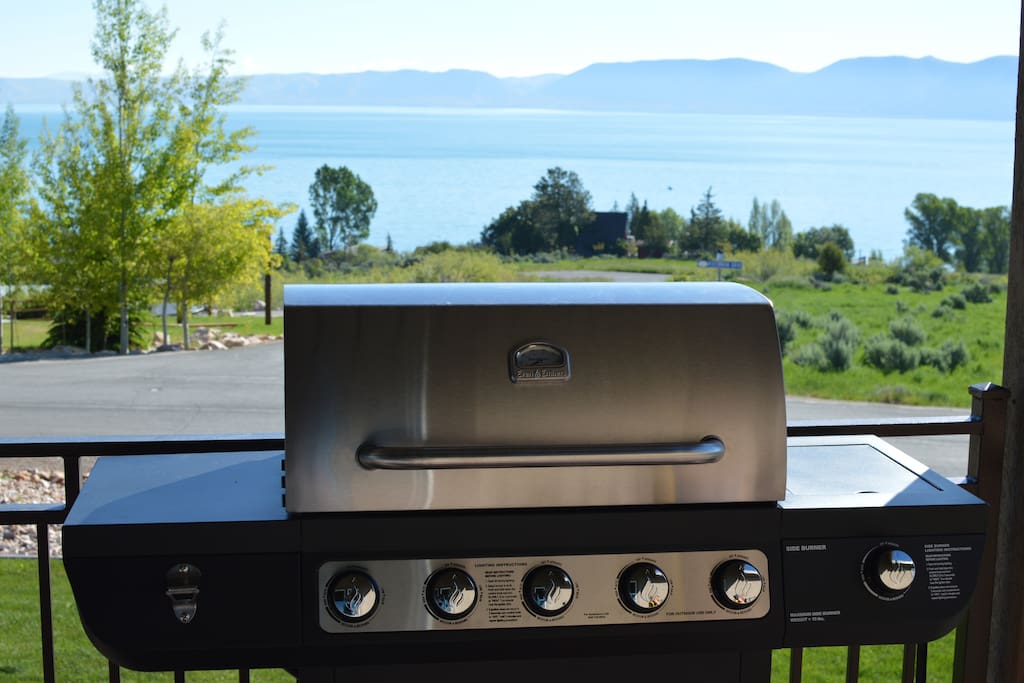Everyone will be fighting to do the grilling with this view from the deck!