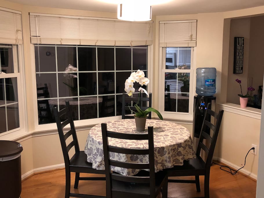 Comfortable dining space in kitchen