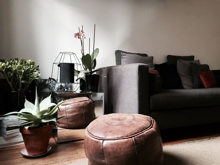 Living Room details