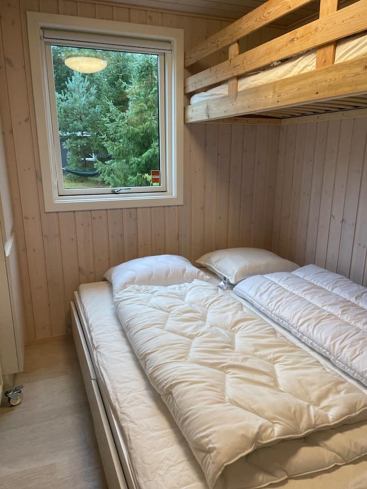 Kitanda ambacho kinaweza kuwa sentimita 80 au 160 