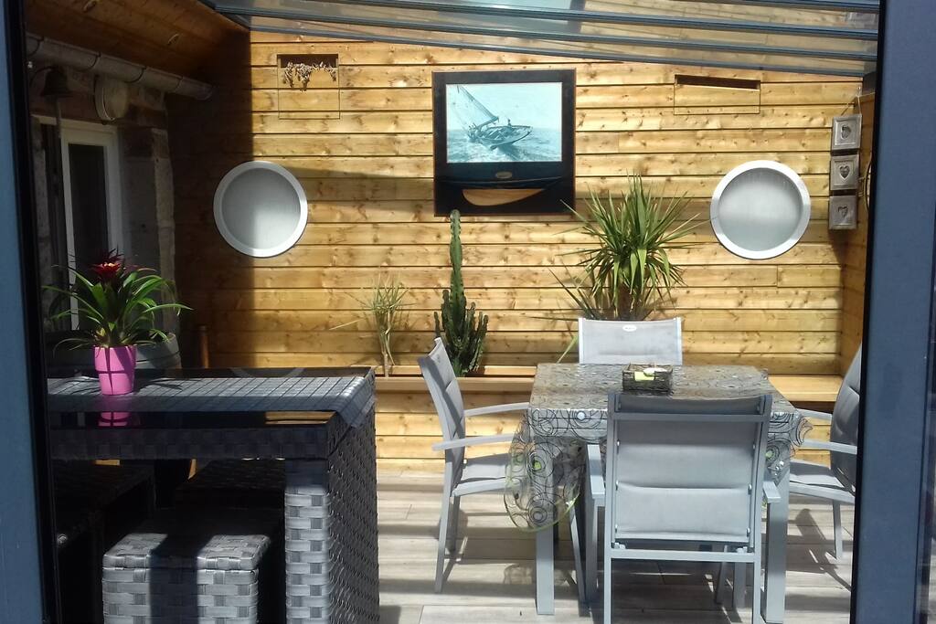 pergola