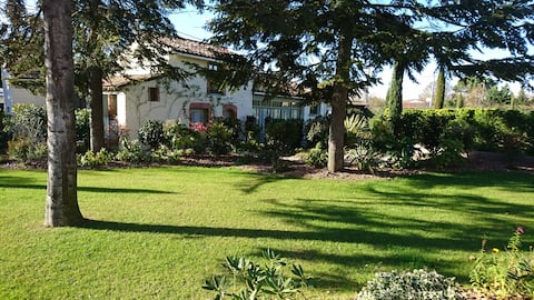GUEST-HOUSE 10 minutes capitole